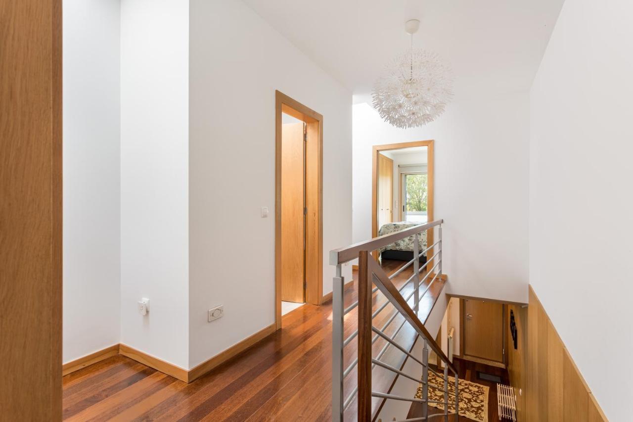 Joivy Sleek House Balcony & 2 Terraces In Porto Lejlighed Maía Eksteriør billede