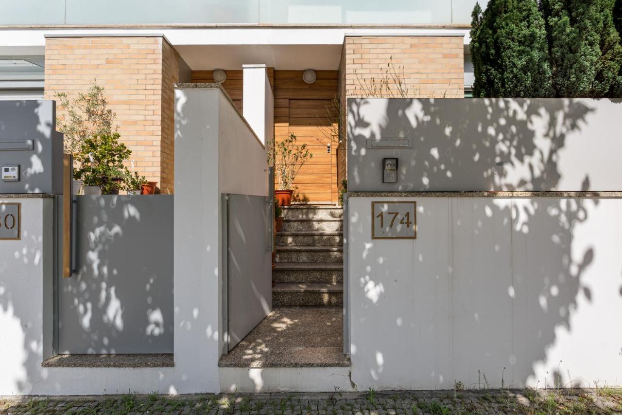 Joivy Sleek House Balcony & 2 Terraces In Porto Lejlighed Maía Eksteriør billede